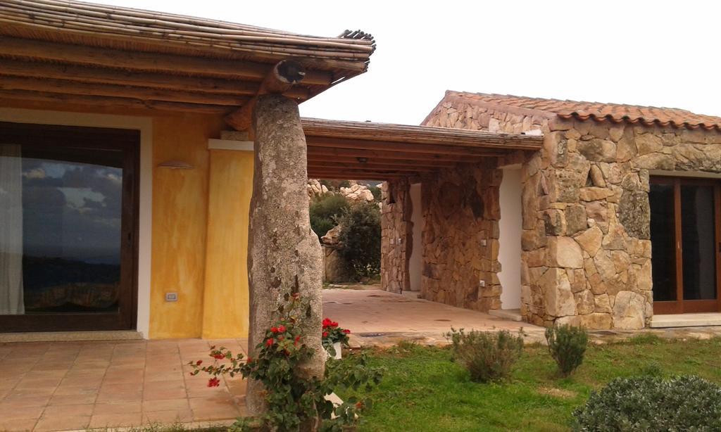 Villa Graniti San Pantaleo Exteriér fotografie