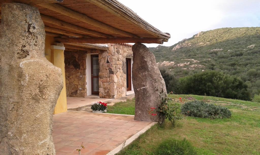 Villa Graniti San Pantaleo Exteriér fotografie