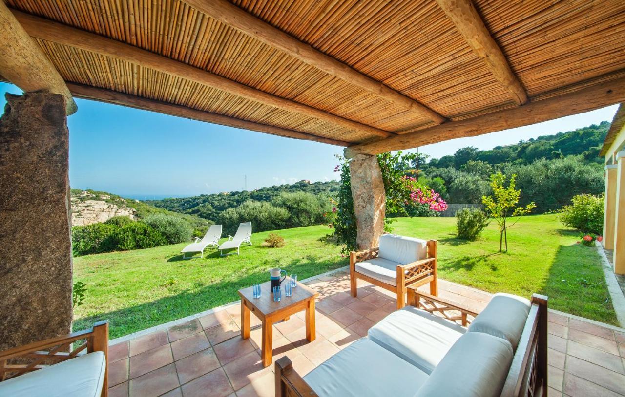 Villa Graniti San Pantaleo Exteriér fotografie