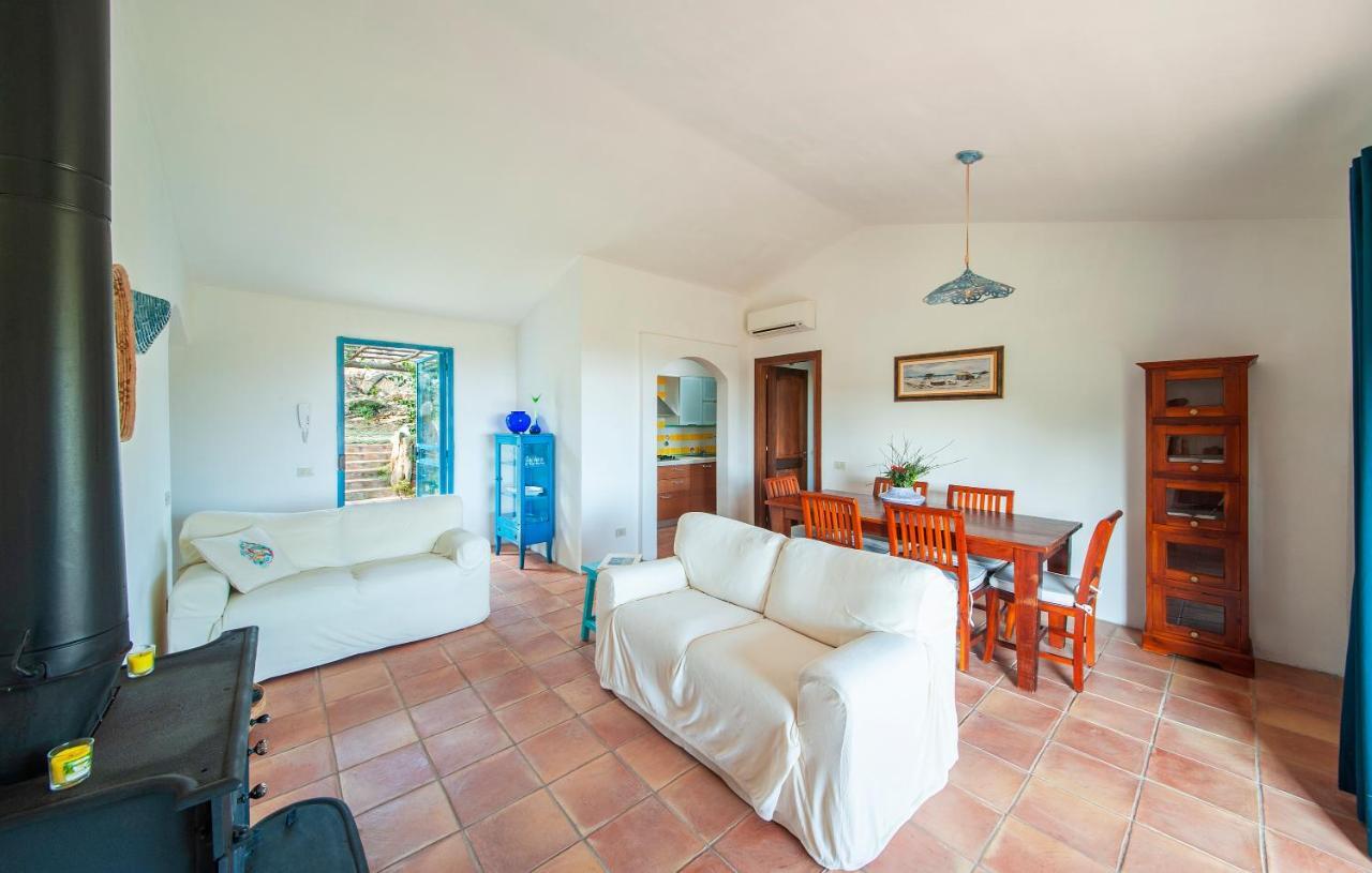 Villa Graniti San Pantaleo Exteriér fotografie